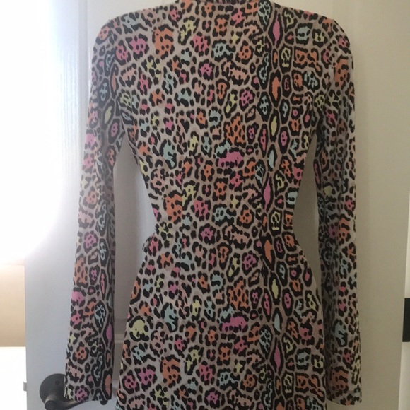 BCBG animal print wrap dress - Picture 3 of 7